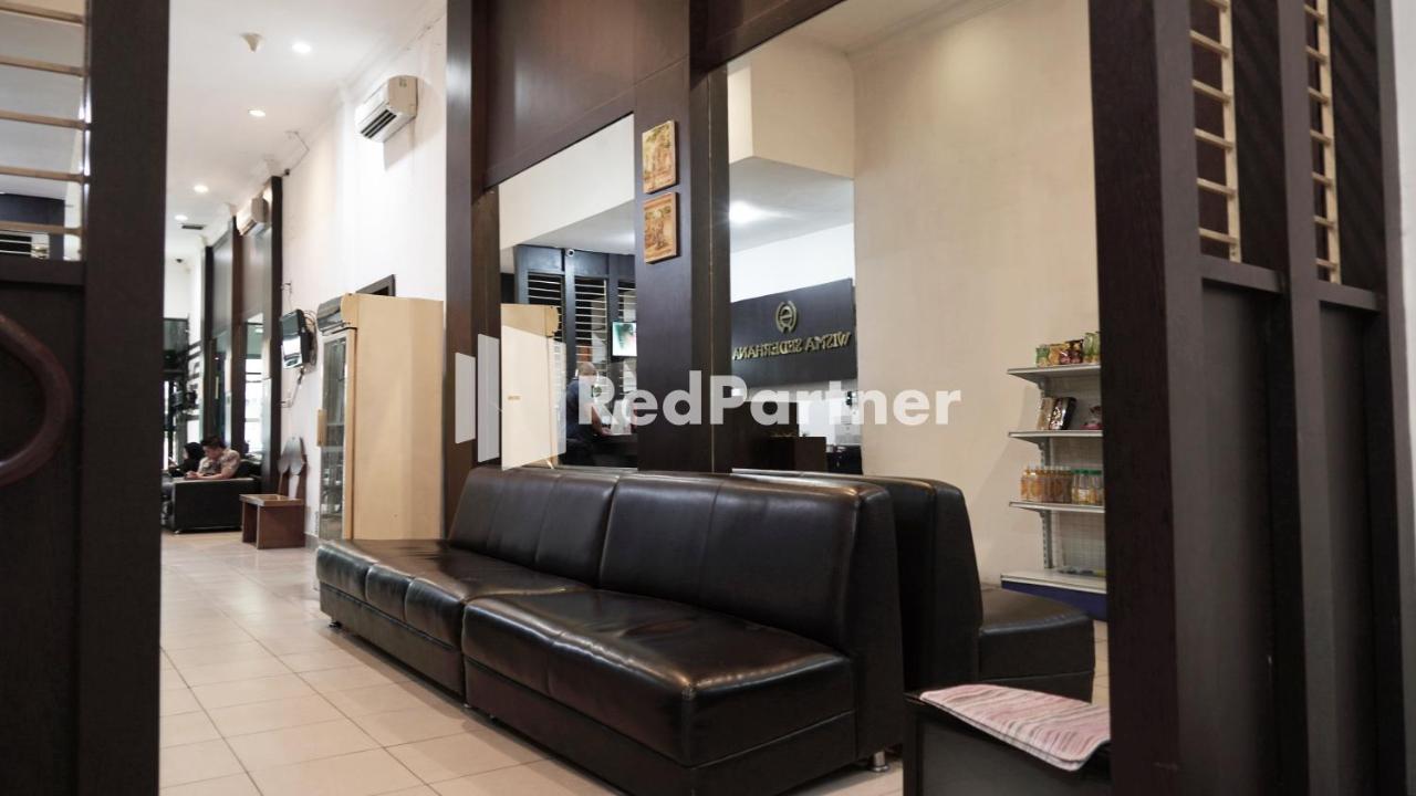 Wisma Sederhana Mitra Reddoorz Medan Eksteriør bilde